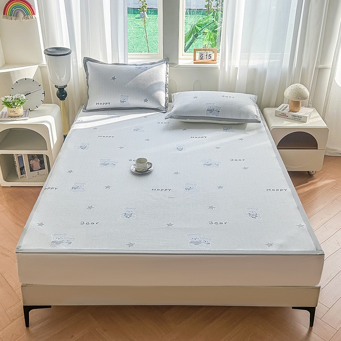 91家纺网 家纺一手货源 找家纺 （总）柏薇 2026新款A类乙纶PE卡通刺绣凉豆豆席 小红书爆款