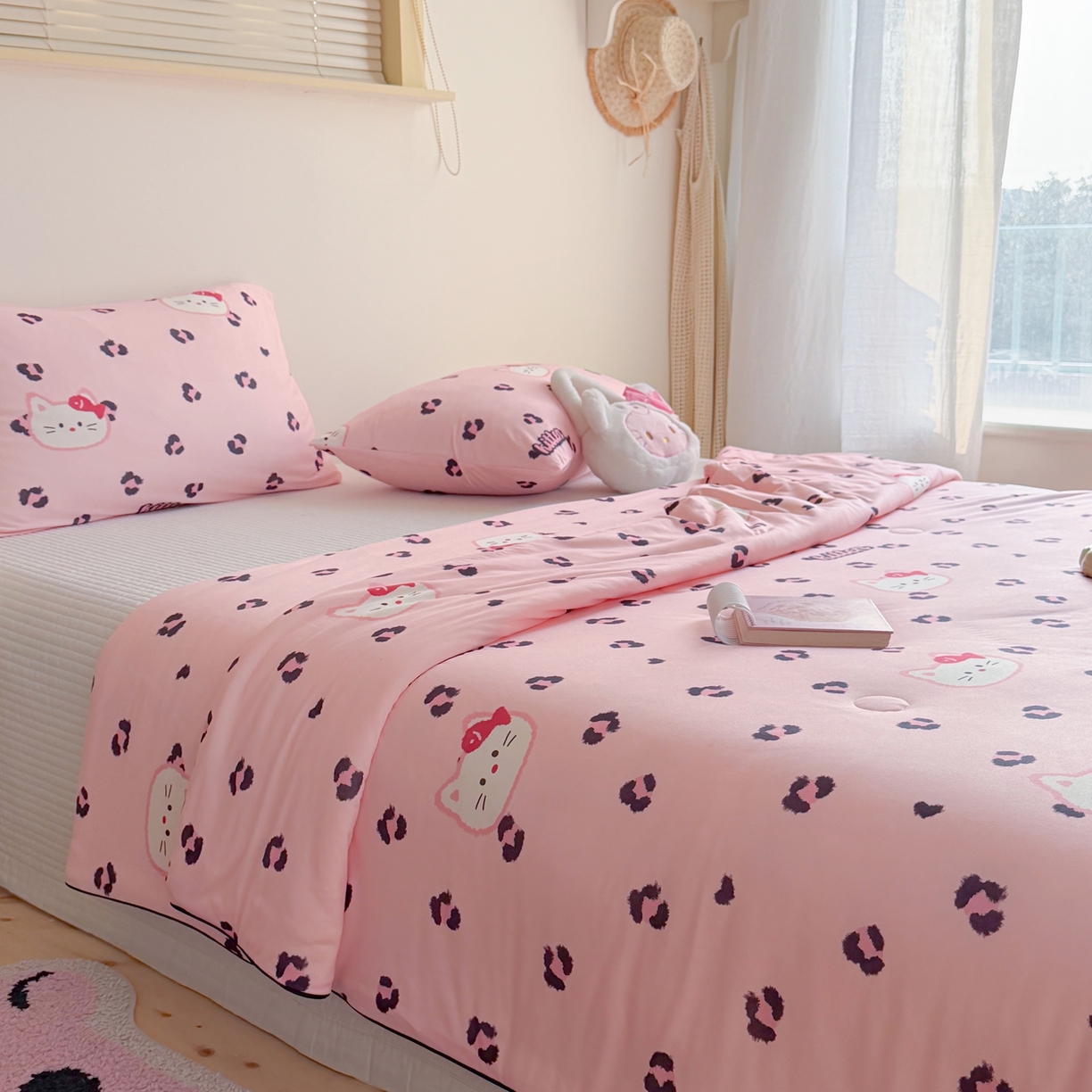 91家纺网 家纺一手货源 找家纺 暖生活 2026春夏新款A类牛奶针织棉夏被夏凉被空调被 豹纹凯蒂