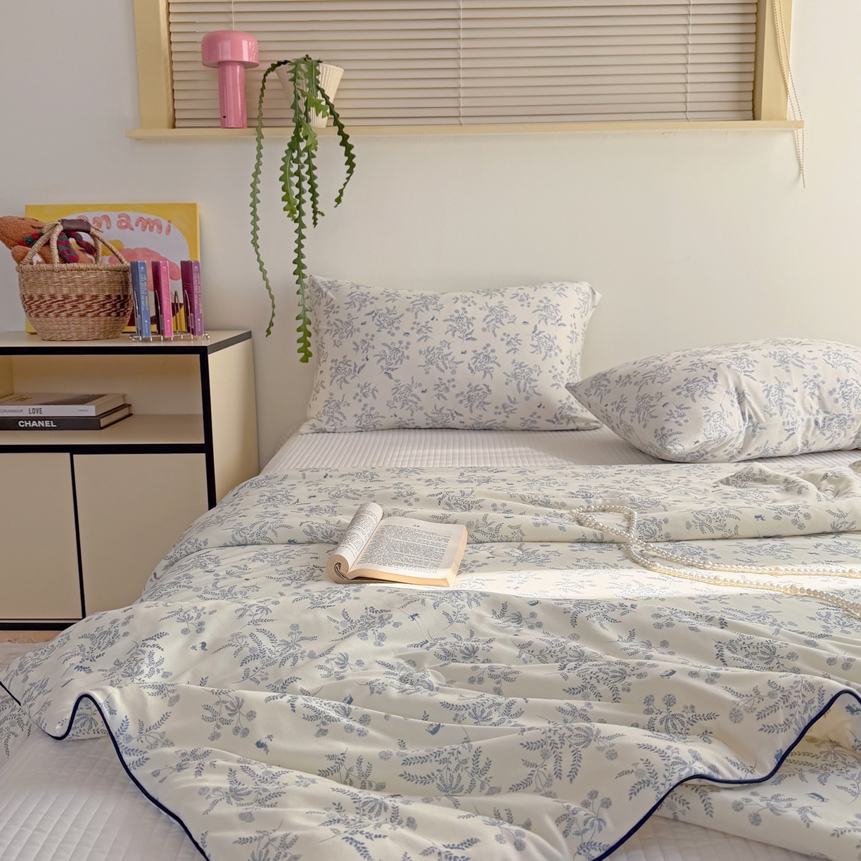 91家纺网 家纺一手货源 找家纺 暖生活 2026春夏新款A类牛奶针织棉夏被夏凉被空调被 蓝意