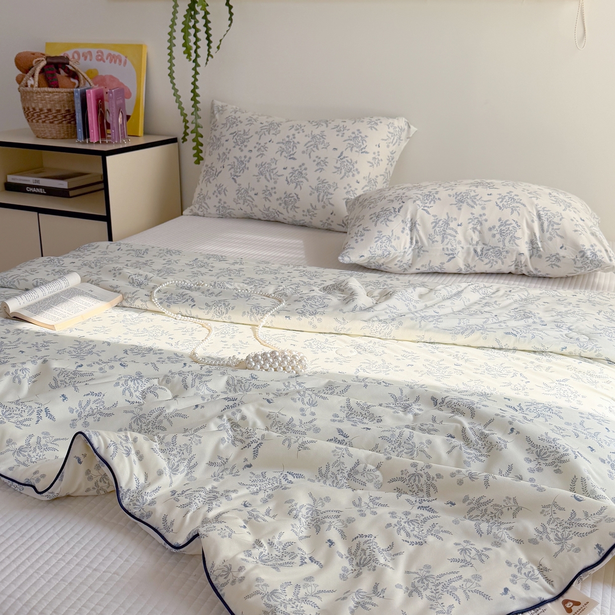 91家纺网 家纺一手货源 找家纺 暖生活 2026春夏新款A类牛奶针织棉夏被夏凉被空调被 蓝意