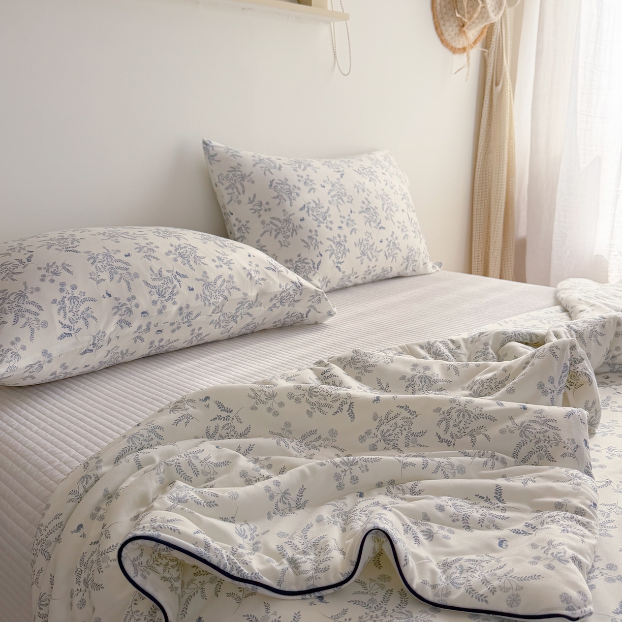 91家纺网 家纺一手货源 找家纺 暖生活 2026春夏新款A类牛奶针织棉夏被夏凉被空调被 蓝意