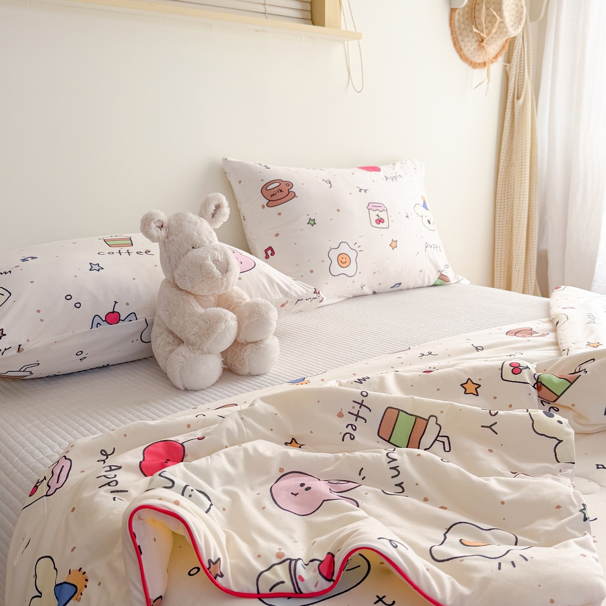 91家纺网 家纺一手货源 找家纺 暖生活 2026春夏新款A类牛奶针织棉夏被夏凉被空调被 苹果咖啡