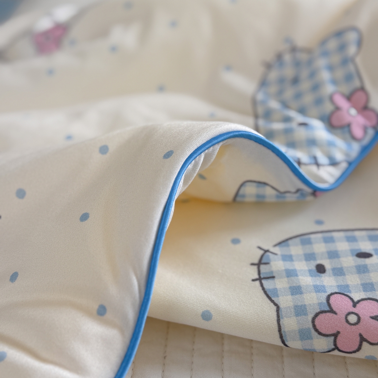 91家纺网 家纺一手货源 找家纺 暖生活 2026春夏新款A类牛奶针织棉夏被夏凉被空调被 小花猫