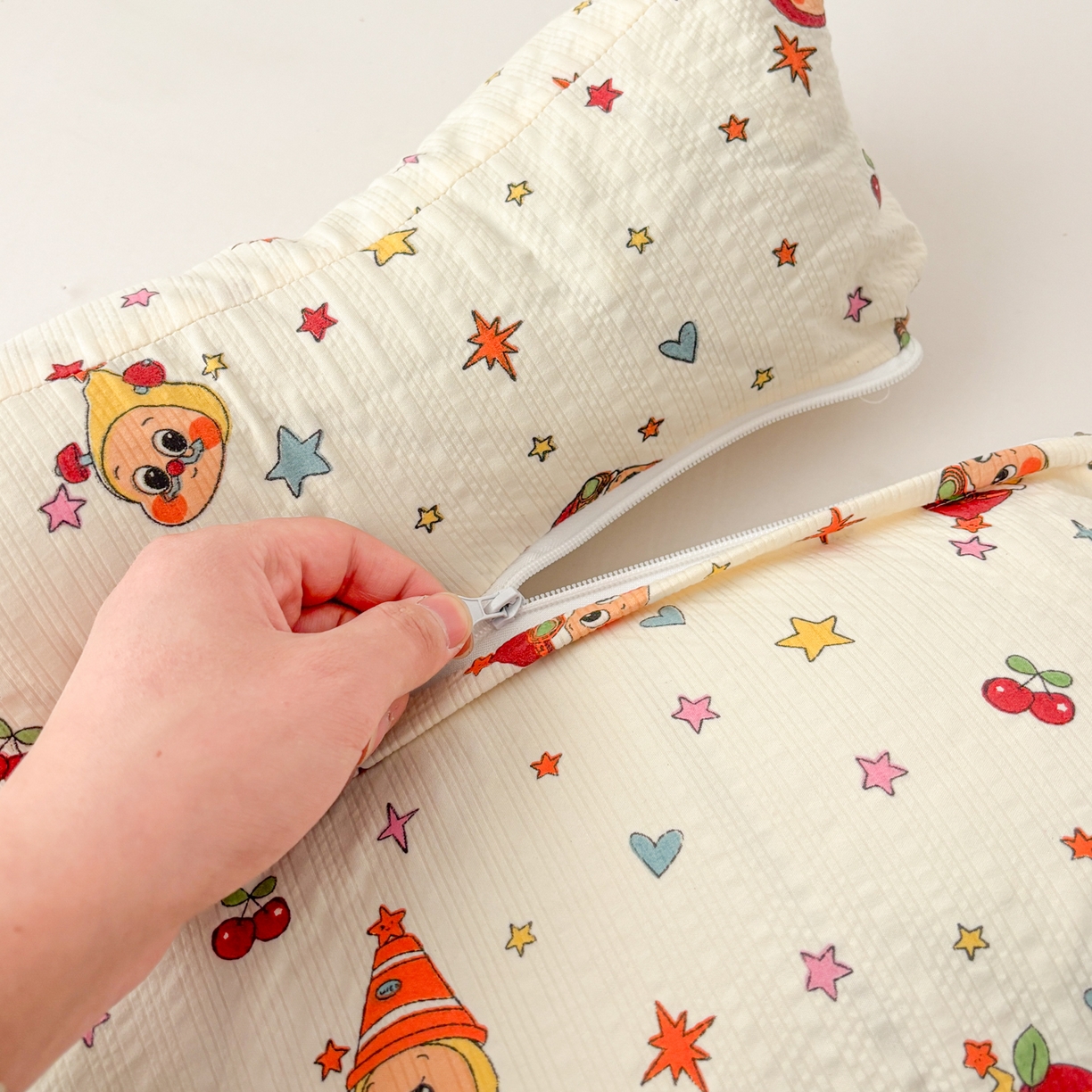 91家纺网 家纺一手货源 找家纺 小桃姐家纺 2026新款三角荞麦枕头二合一组合款全荞麦壳枕芯护颈椎枕腰靠枕 二合一荞麦枕-星星仔