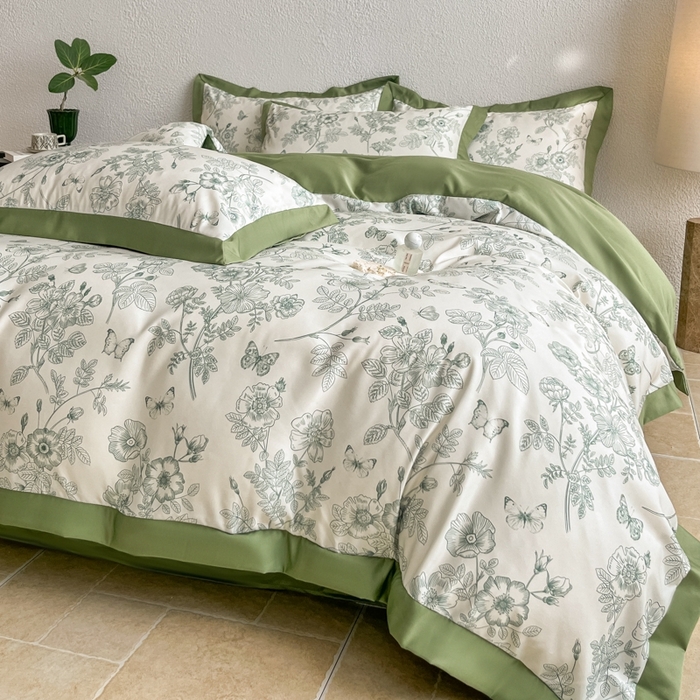 91家纺网 家纺一手货源 找家纺 金牛座家纺 2026新款高克重细斜纹丝柔质感亲肤数码印花宽边四件套-秘境系列 秘境-橄榄绿