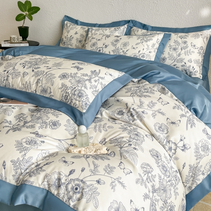 91家纺网 家纺一手货源 找家纺 金牛座家纺 2026新款高克重细斜纹丝柔质感亲肤数码印花宽边四件套-秘境系列 秘境-精致蓝