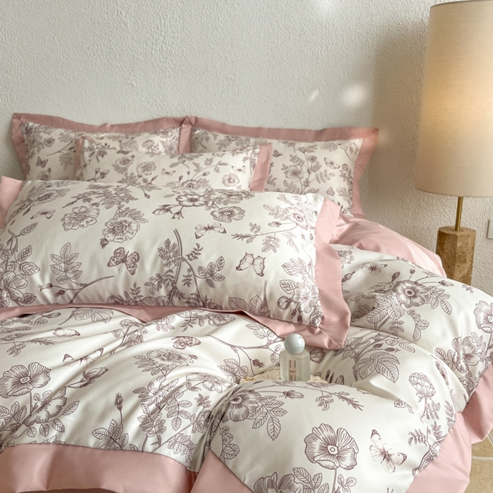 91家纺网 家纺一手货源 找家纺 金牛座家纺 2026新款高克重细斜纹丝柔质感亲肤数码印花宽边四件套-秘境系列 秘境-浅豆沙