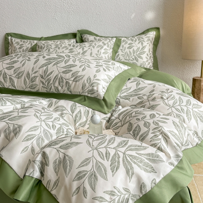 91家纺网 家纺一手货源 找家纺 金牛座家纺 2026新款高克重细斜纹丝柔质感亲肤数码印花宽边四件套-叶舞系列 叶舞-橄榄绿