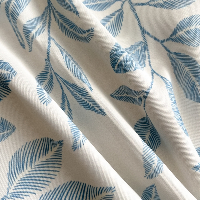 91家纺网 家纺一手货源 找家纺 金牛座家纺 2026新款高克重细斜纹丝柔质感亲肤数码印花宽边四件套-叶舞系列 叶舞-精致蓝