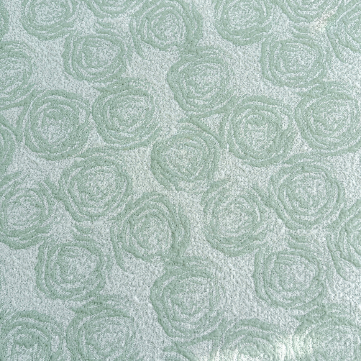 91家纺网 家纺一手货源 找家纺 （总）卡初家居（原微来） 2026A类凉豆豆凉感提花床裙席-玫瑰物语