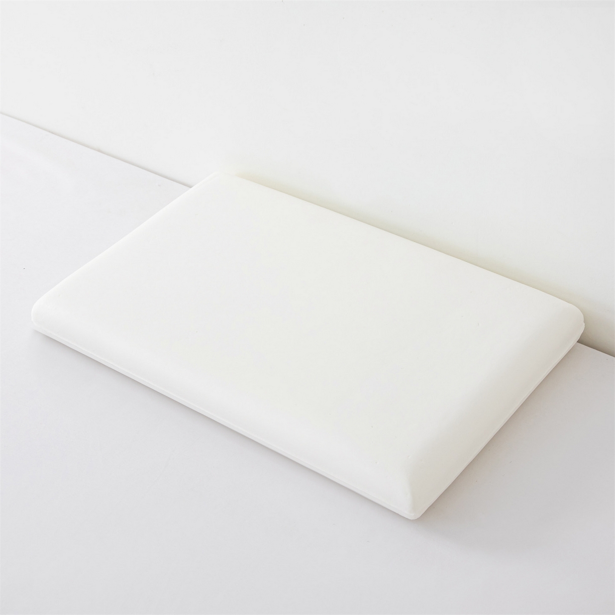 91家纺网 家纺一手货源 找家纺 （总）麦肯锡 2026新款萌凉嘟嘟车面包记忆枕枕头枕芯