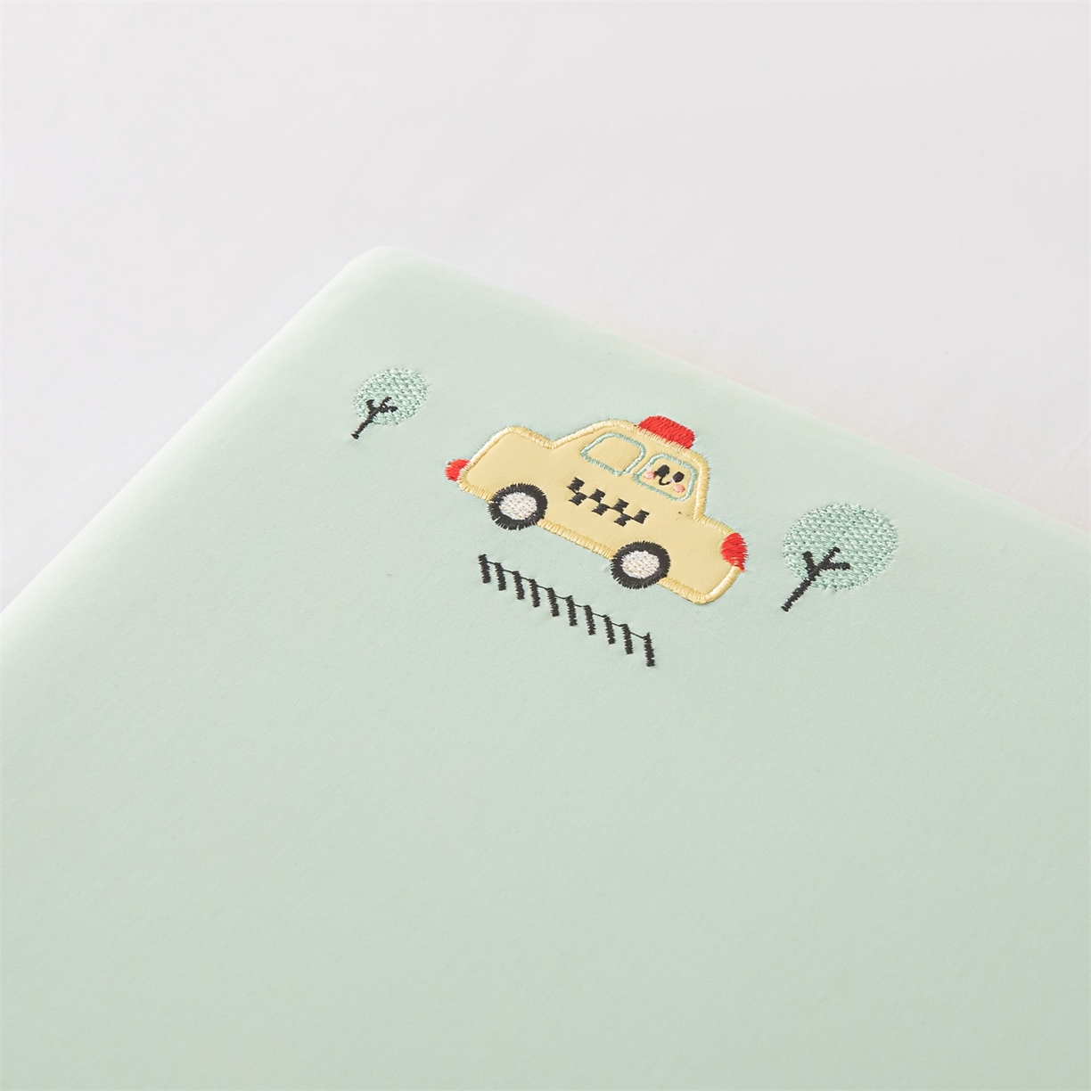 91家纺网 家纺一手货源 找家纺 麦肯锡 2026新款萌凉嘟嘟车面包记忆枕枕头枕芯 萌凉嘟嘟车-绿色