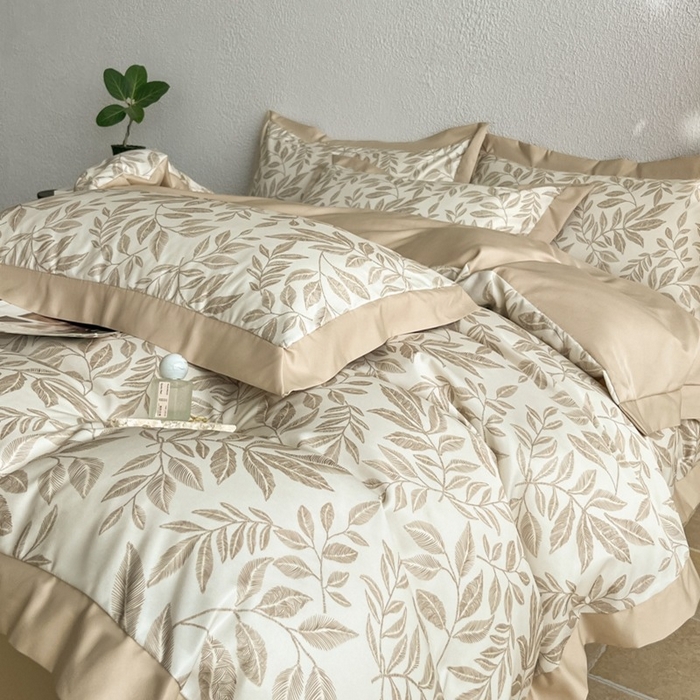 91家纺网 家纺一手货源 找家纺 （总）金牛座家纺 2026新款高克重细斜纹丝柔质感亲肤数码印花宽边四件套-叶舞系列