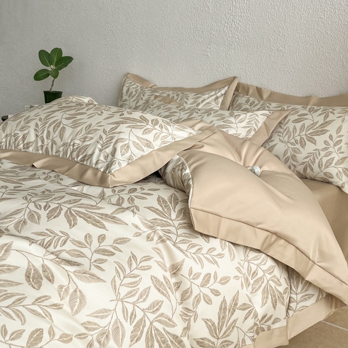 91家纺网 家纺一手货源 找家纺 （总）金牛座家纺 2026新款高克重细斜纹丝柔质感亲肤数码印花宽边四件套-叶舞系列