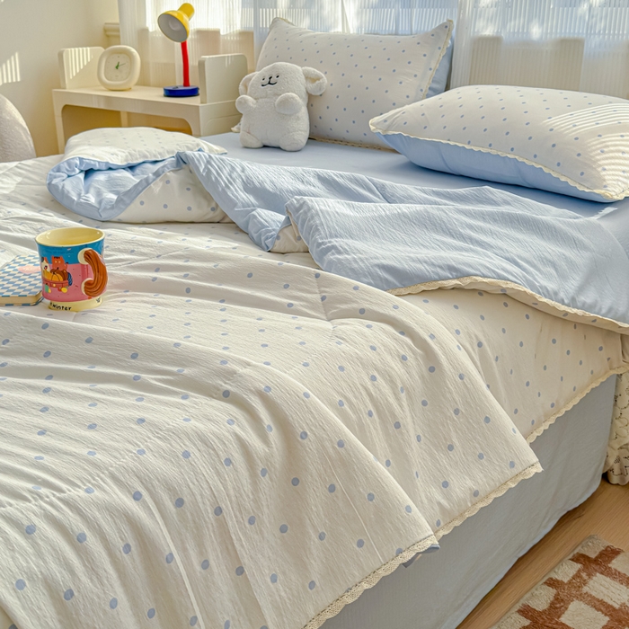 91家纺网 家纺一手货源 找家纺 （总）初念 2026新款云感双层纱抗菌花边夏被夏凉被空调被-系列二（好温柔的夏被~）