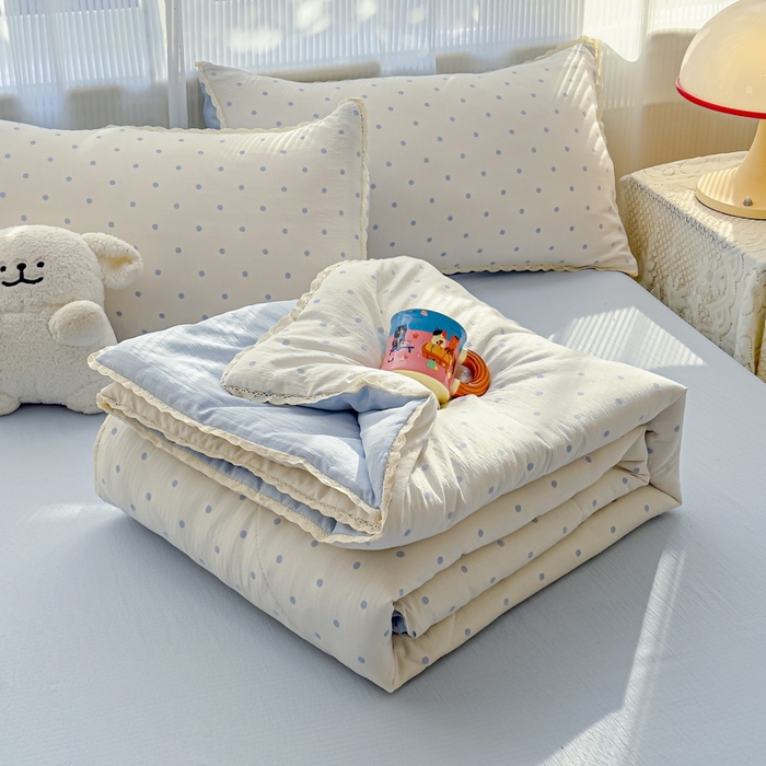 91家纺网 家纺一手货源 找家纺 初念 2026新款云感双层纱抗菌花边夏被夏凉被空调被-系列二（好温柔的夏被~） 晴风-海盐汤圆