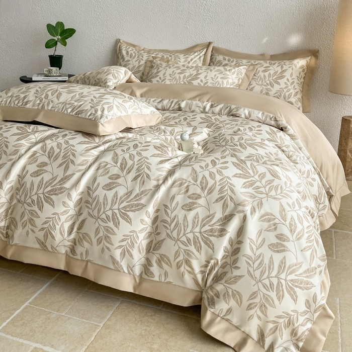 91家纺网 家纺一手货源 找家纺 金牛座家纺 2026新款高克重细斜纹丝柔质感亲肤数码印花宽边四件套-叶舞系列 叶舞-香槟