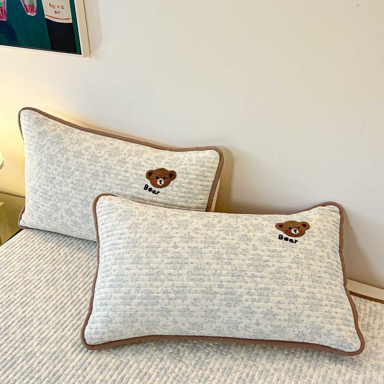 91家纺网 家纺一手货源 找家纺 老帅的工厂店 2026新款云感双层纱毛巾绣夏被夏凉被空调被 绒绒熊