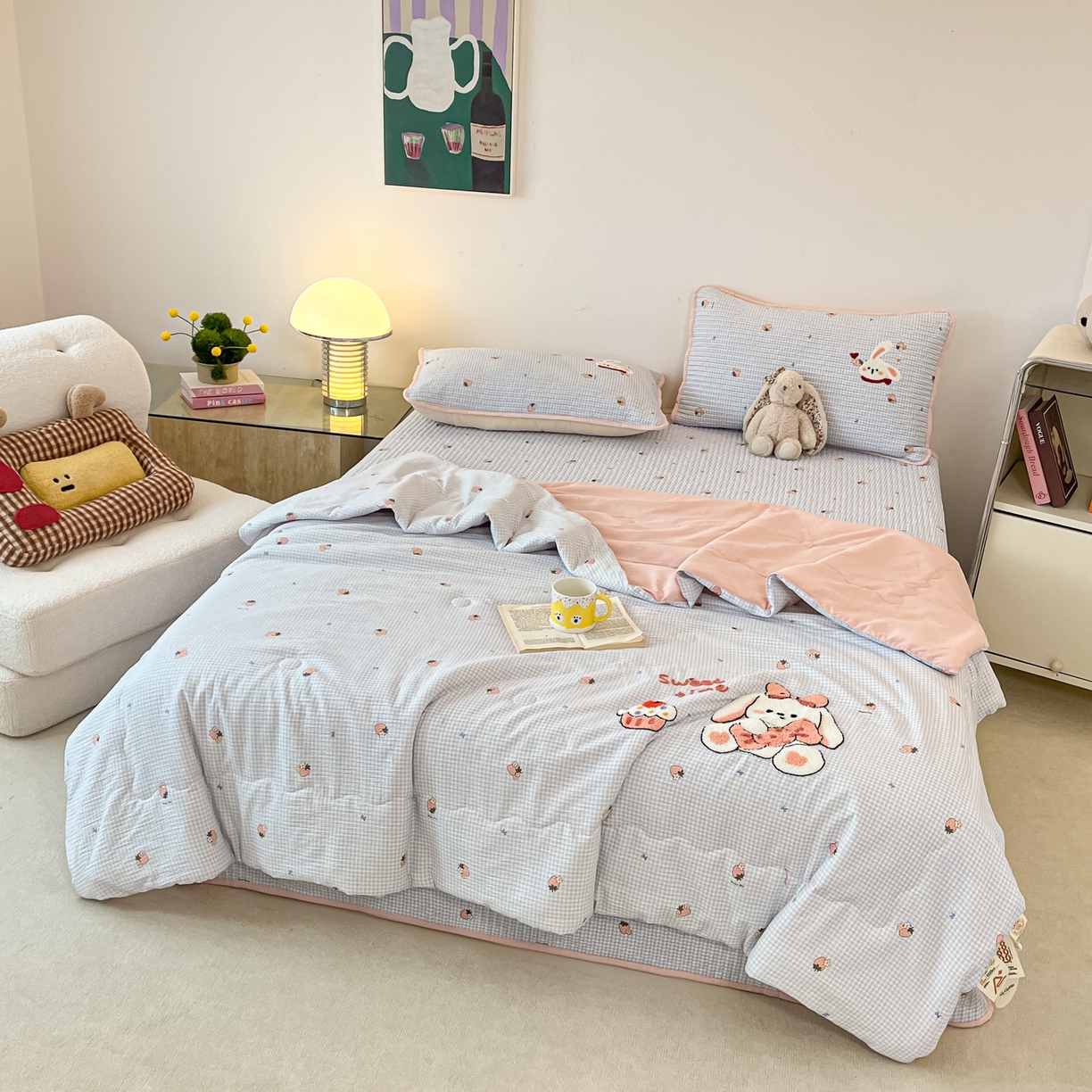 91家纺网 家纺一手货源 找家纺 老帅的工厂店 2026新款云感双层纱毛巾绣夏被夏凉被空调被 甜兔日记