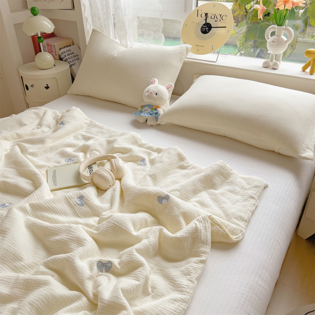 91家纺网 家纺一手货源 找家纺 布凡家居 2026春夏新款全棉刺绣皱皱纱夏被夏凉被空调被 蓝色蝴蝶结