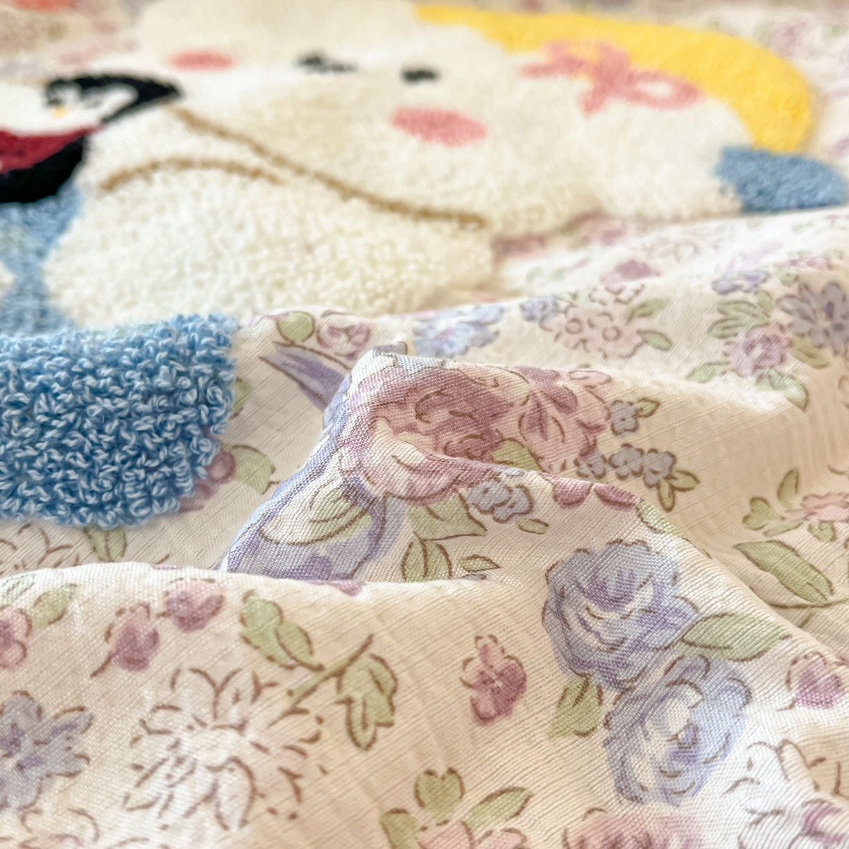 91家纺网 家纺一手货源 找家纺 老帅的工厂店 2026新款云感双层纱毛巾绣夏被夏凉被空调被 小熊酱