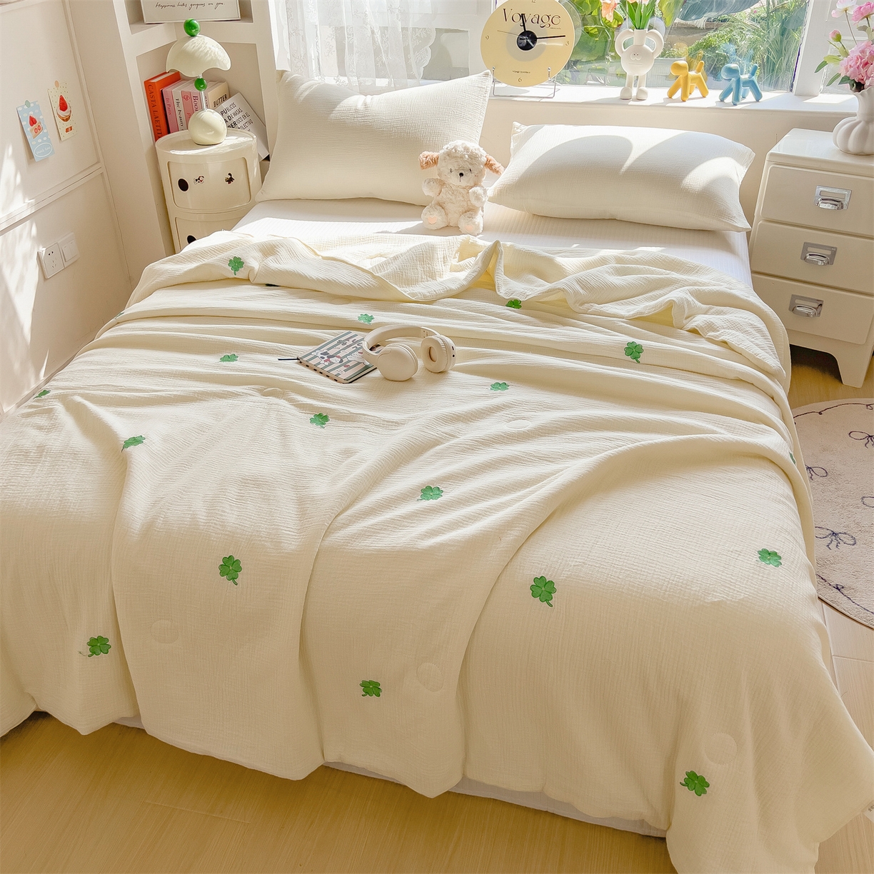 91家纺网 家纺一手货源 找家纺 布凡家居 2026春夏新款全棉刺绣皱皱纱夏被夏凉被空调被 幸运草