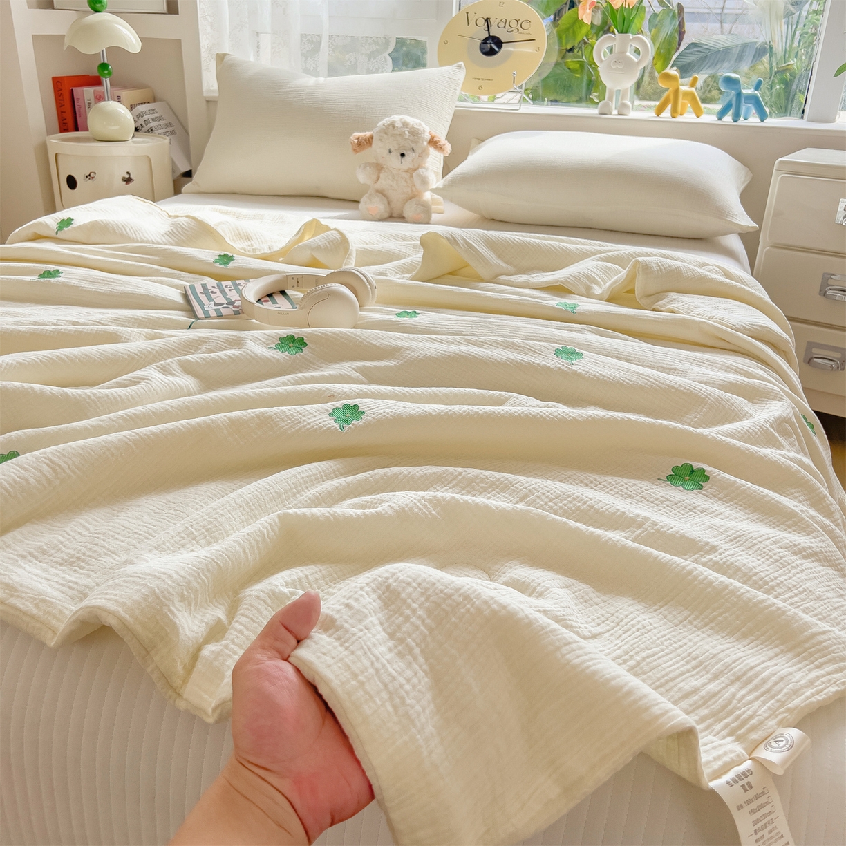 91家纺网 家纺一手货源 找家纺 布凡家居 2026春夏新款全棉刺绣皱皱纱夏被夏凉被空调被 幸运草