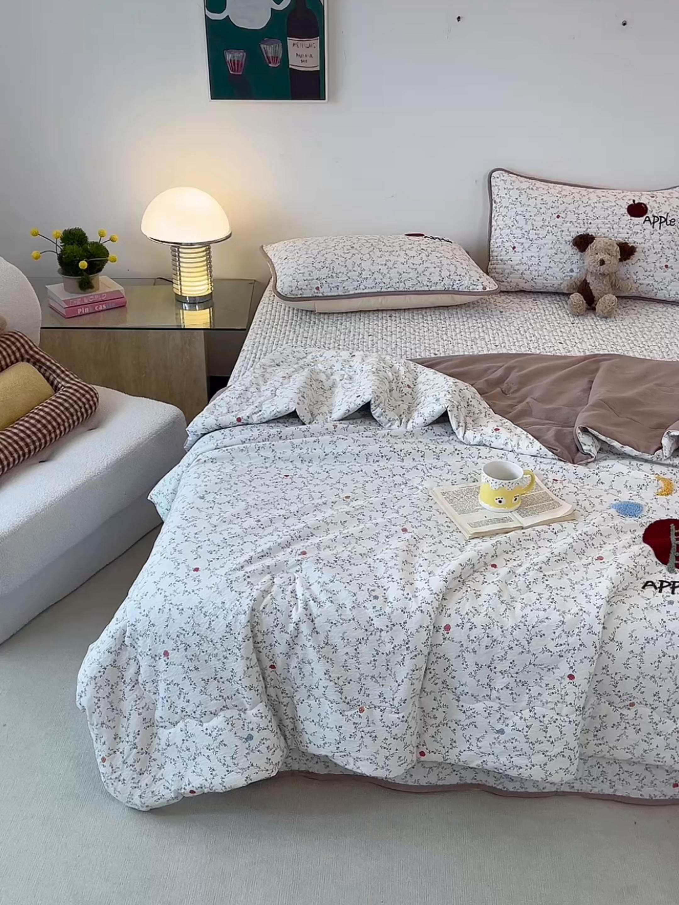 91家纺网 家纺一手货源 找家纺 老帅的工厂店 2026新款云感双层纱毛巾绣夏被夏凉被空调被 元气苹果熊