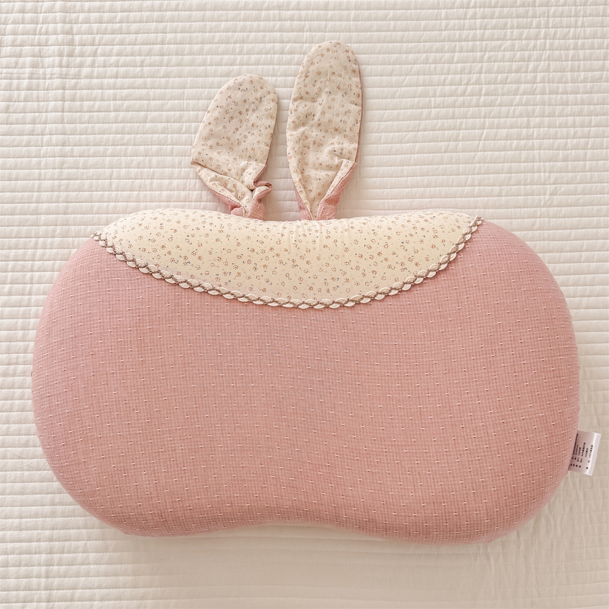 91家纺网 家纺一手货源 找家纺 （总）麦肯锡 2026新款自然生活记忆枕枕头枕芯-折耳兔