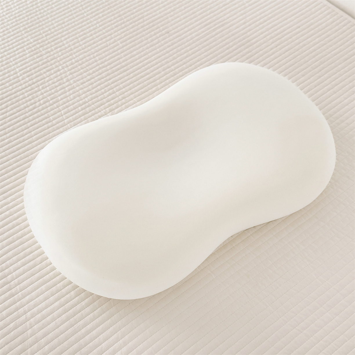 91家纺网 家纺一手货源 找家纺 （总）麦肯锡 2026新款自然生活记忆枕枕头枕芯-折耳兔