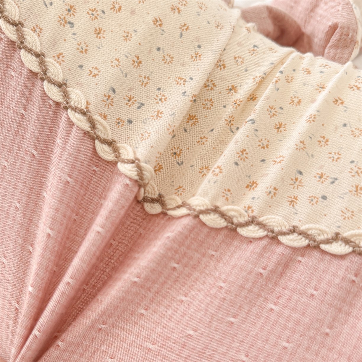 91家纺网 家纺一手货源 找家纺 （总）麦肯锡 2026新款自然生活记忆枕枕头枕芯-折耳兔