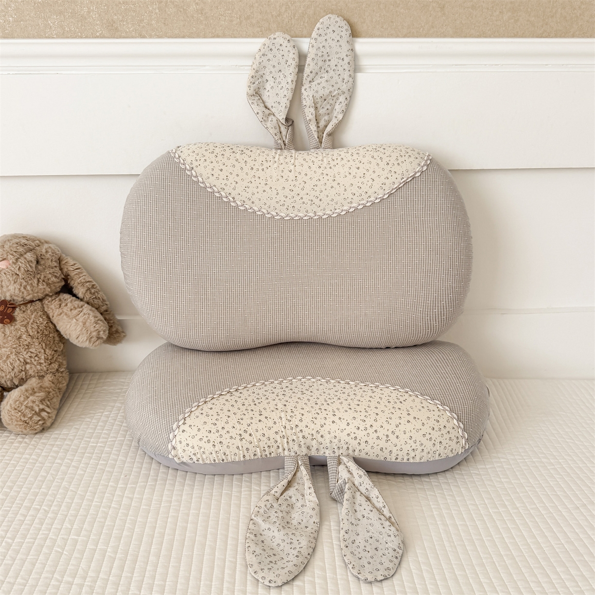 91家纺网 家纺一手货源 找家纺 （总）麦肯锡 2026新款自然生活记忆枕枕头枕芯-折耳兔