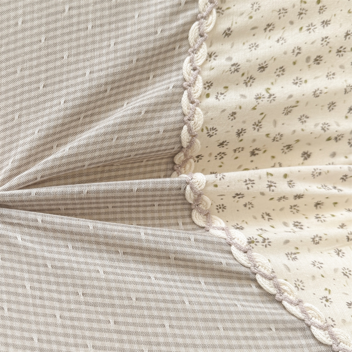 91家纺网 家纺一手货源 找家纺 麦肯锡 2026新款自然生活记忆枕枕头枕芯-折耳兔 折耳兔-灰色