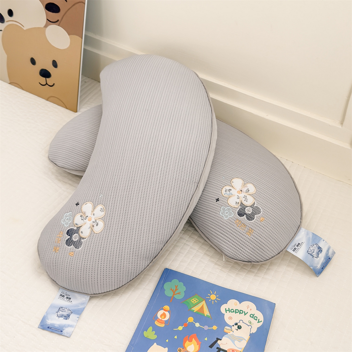 91家纺网 家纺一手货源 找家纺 麦肯锡 2026新款柔纹花眠月牙荞麦枕枕头枕芯 柔纹花眠月牙荞麦枕-灰色