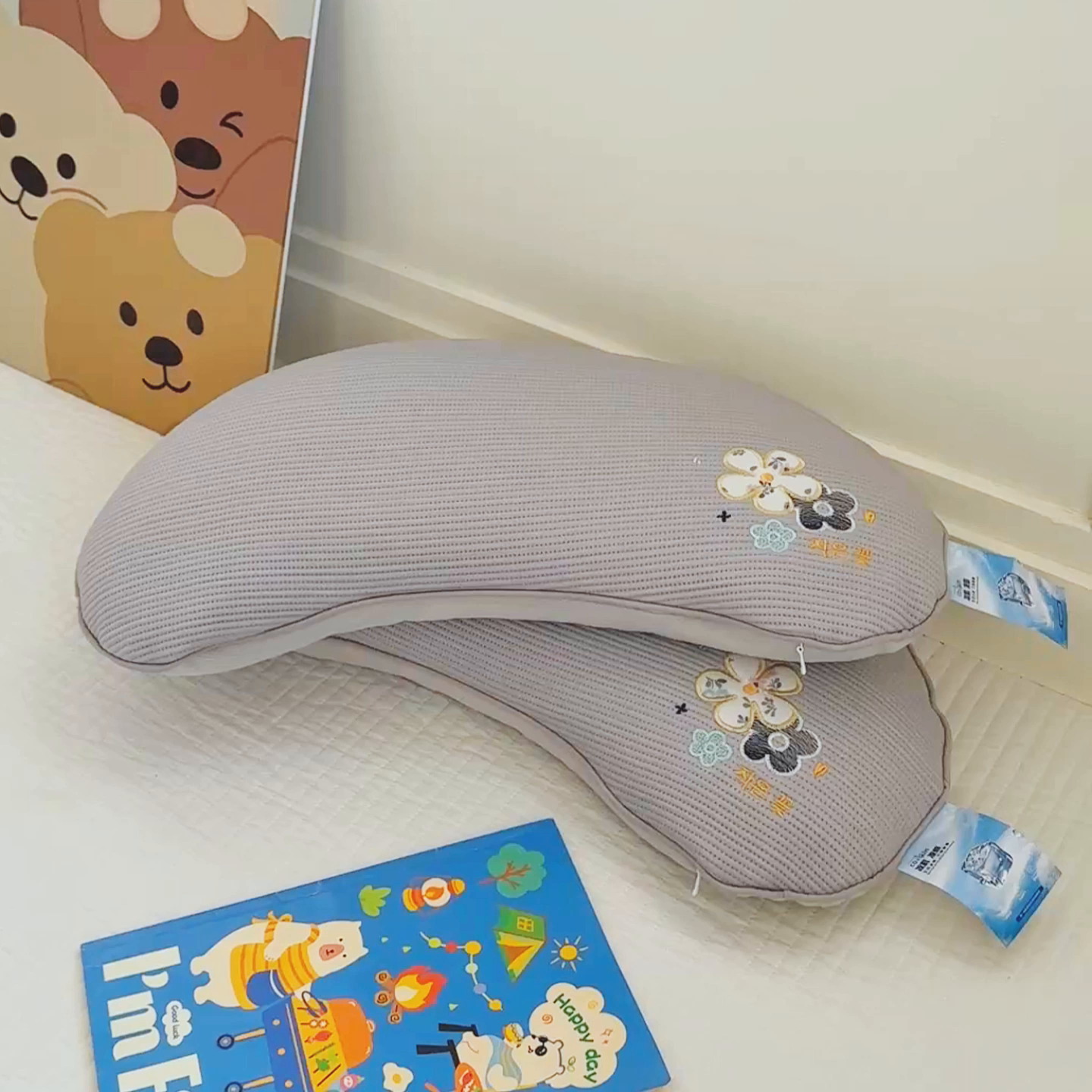 91家纺网 家纺一手货源 找家纺 麦肯锡 2026新款柔纹花眠月牙荞麦枕枕头枕芯 柔纹花眠月牙荞麦枕-灰色