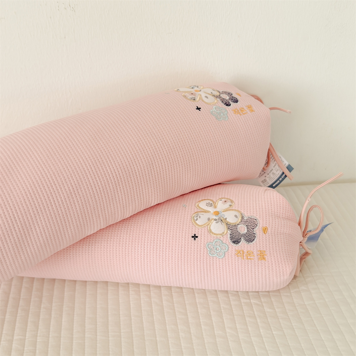 91家纺网 家纺一手货源 找家纺 （总）麦肯锡 2026新款柔纹花眠糖果荞麦枕枕头枕芯