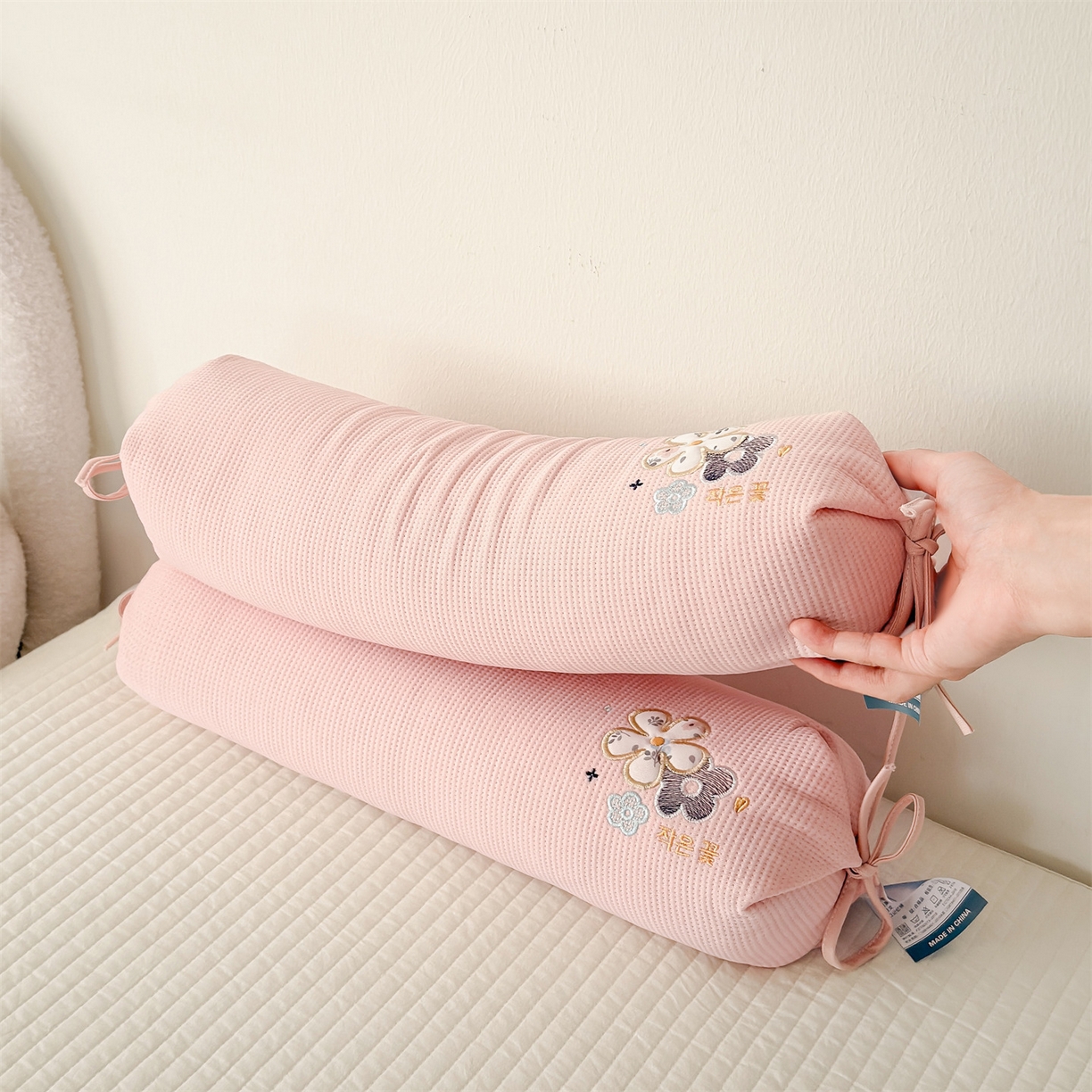 91家纺网 家纺一手货源 找家纺 麦肯锡 2026新款柔纹花眠糖果荞麦枕枕头枕芯 柔纹花眠糖果荞麦枕-粉色