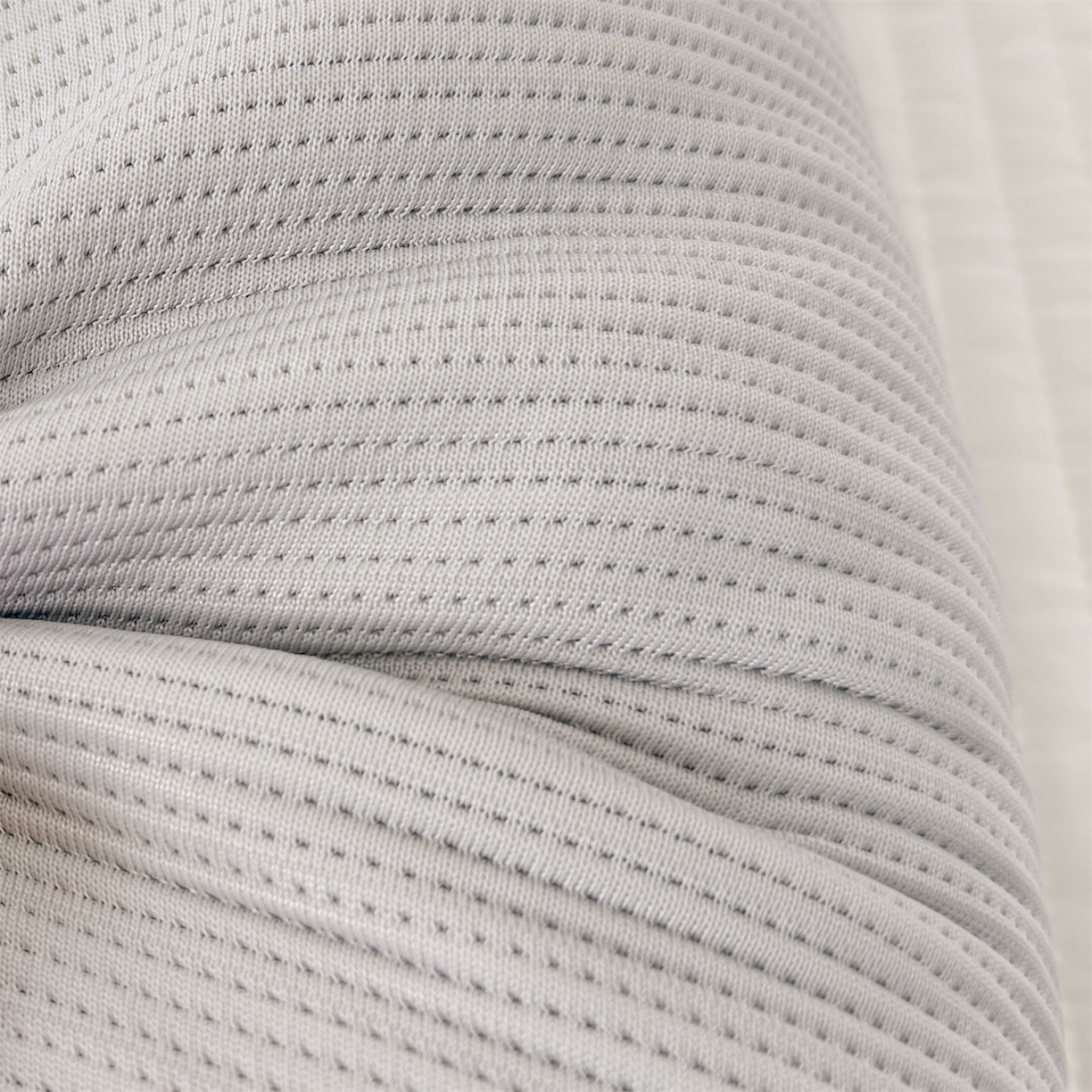 91家纺网 家纺一手货源 找家纺 麦肯锡 2026新款柔纹花眠糖果荞麦枕枕头枕芯 柔纹花眠糖果荞麦枕-灰色