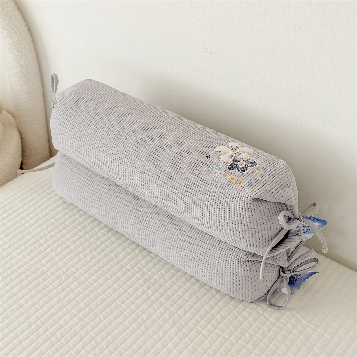 91家纺网 家纺一手货源 找家纺 麦肯锡 2026新款柔纹花眠糖果荞麦枕枕头枕芯 柔纹花眠糖果荞麦枕-灰色