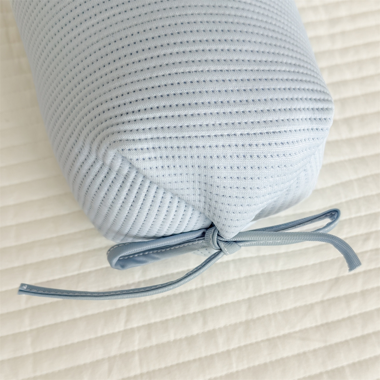 91家纺网 家纺一手货源 找家纺 麦肯锡 2026新款柔纹花眠糖果荞麦枕枕头枕芯 柔纹花眠糖果荞麦枕-蓝色