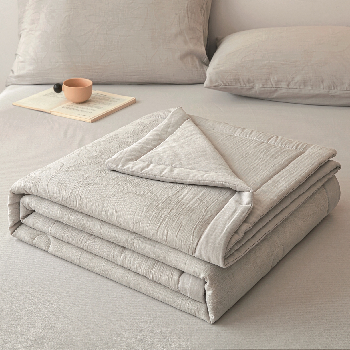 91家纺网 家纺一手货源 找家纺 乐家毛巾被（工厂自产自销） 2026新款A类三层全棉大提花大豆纤维夏被夏凉被空调被 花叶