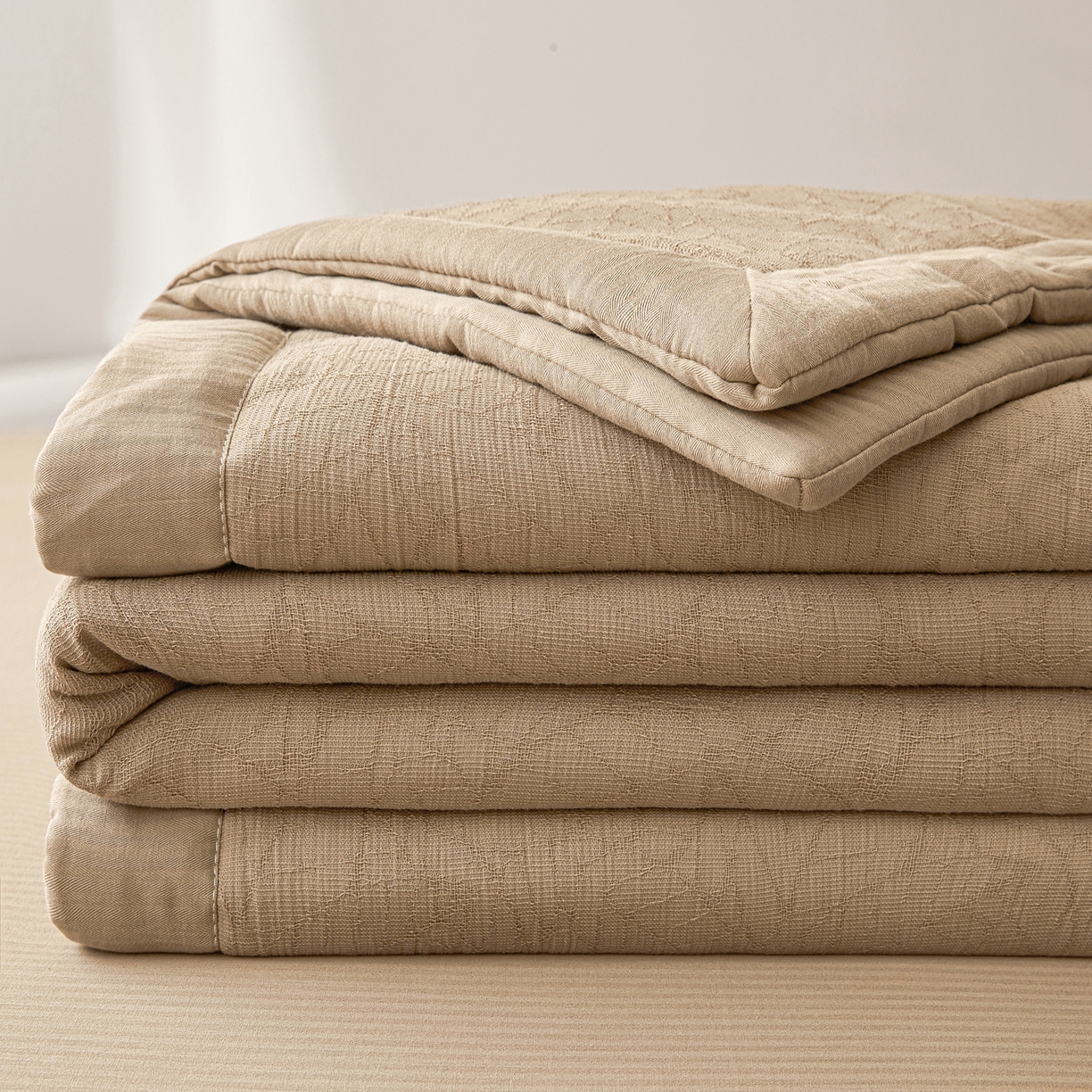 91家纺网 家纺一手货源 找家纺 乐家毛巾被（工厂自产自销） 2026新款A类三层全棉大提花大豆纤维夏被夏凉被空调被 梦境