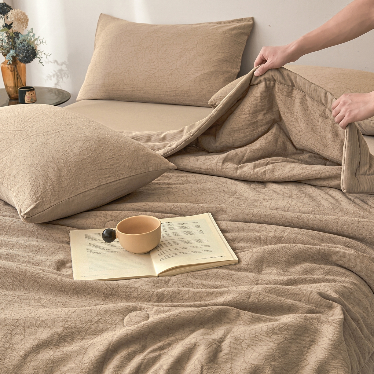 91家纺网 家纺一手货源 找家纺 乐家毛巾被（工厂自产自销） 2026新款A类三层全棉大提花大豆纤维夏被夏凉被空调被 梦境