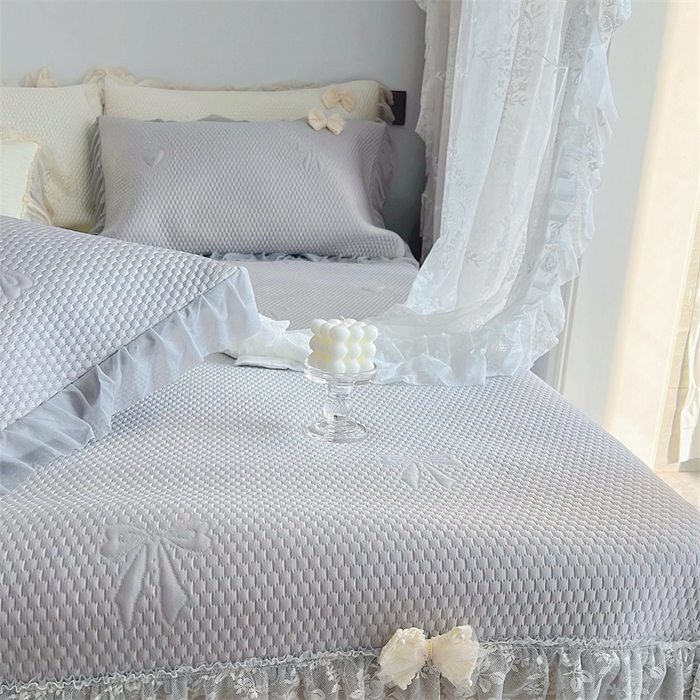 91家纺网 家纺一手货源 找家纺 恋尚羽家纺 2026新款高分子PE凉泡泡大床裙凉感席波浪冰豆豆凉席席子三件套-蝴蝶结系列 蝴蝶结-灰色