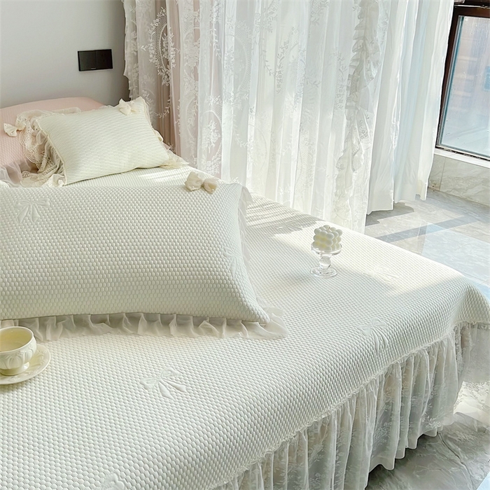 91家纺网 家纺一手货源 找家纺 恋尚羽家纺 2026新款高分子PE凉泡泡大床裙凉感席波浪冰豆豆凉席席子三件套-蝴蝶结系列 蝴蝶结-米白色