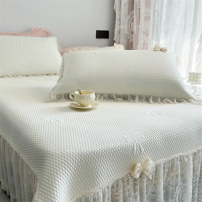 91家纺网 家纺一手货源 找家纺 恋尚羽家纺 2026新款高分子PE凉泡泡大床裙凉感席波浪冰豆豆凉席席子三件套-蝴蝶结系列 蝴蝶结-米白色