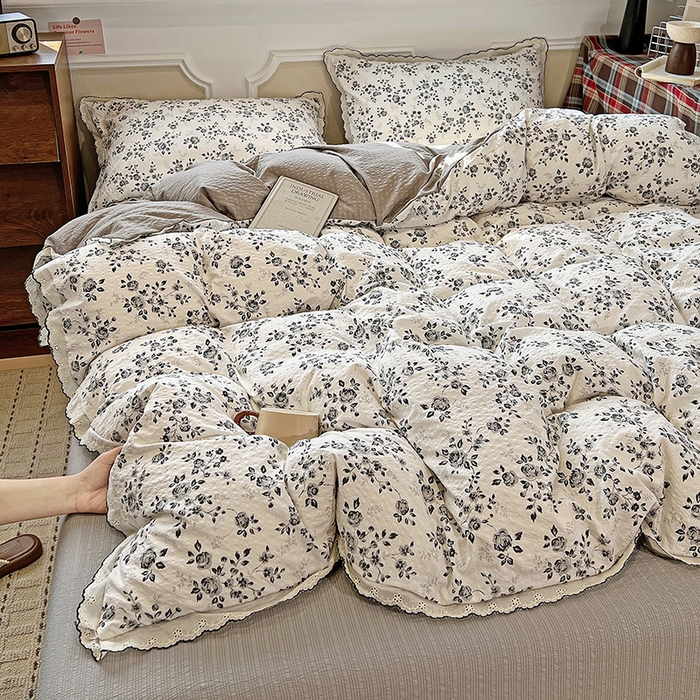 91家纺网 家纺一手货源 找家纺 梦莱斯 2026新款印花夏被四件套 水墨槿咖