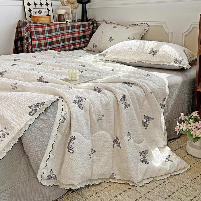 91家纺网 家纺一手货源 找家纺 梦莱斯 2026新款印花夏被四件套 黑白蝴蝶