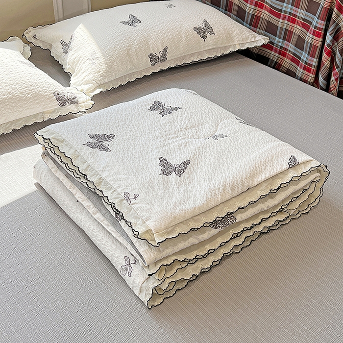 91家纺网 家纺一手货源 找家纺 梦莱斯 2026新款印花夏被四件套 黑白蝴蝶