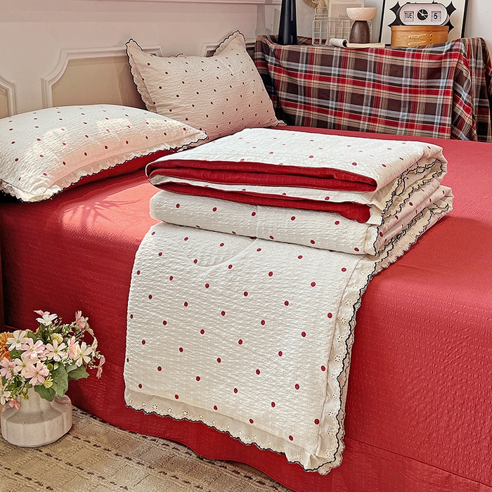 91家纺网 家纺一手货源 找家纺 梦莱斯 2026新款印花夏被四件套 红波点